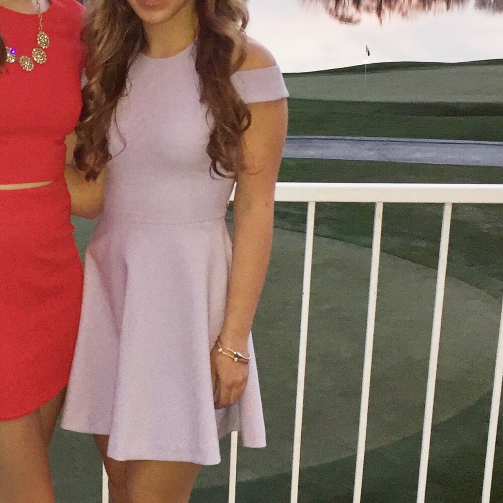 Elizabeth and James dress‎